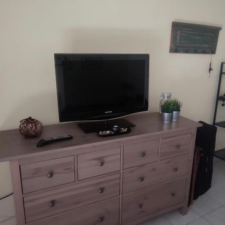Buena Vista Apartment Eginitissa Bagian luar foto